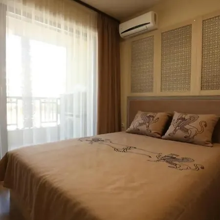 Apartament Luxury In Argisht Partez , Pool, 2 Min Walk To The