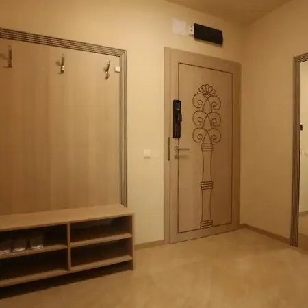 Luxury In Argisht Partez , Pool, 2 Min Walk To The Apartament *